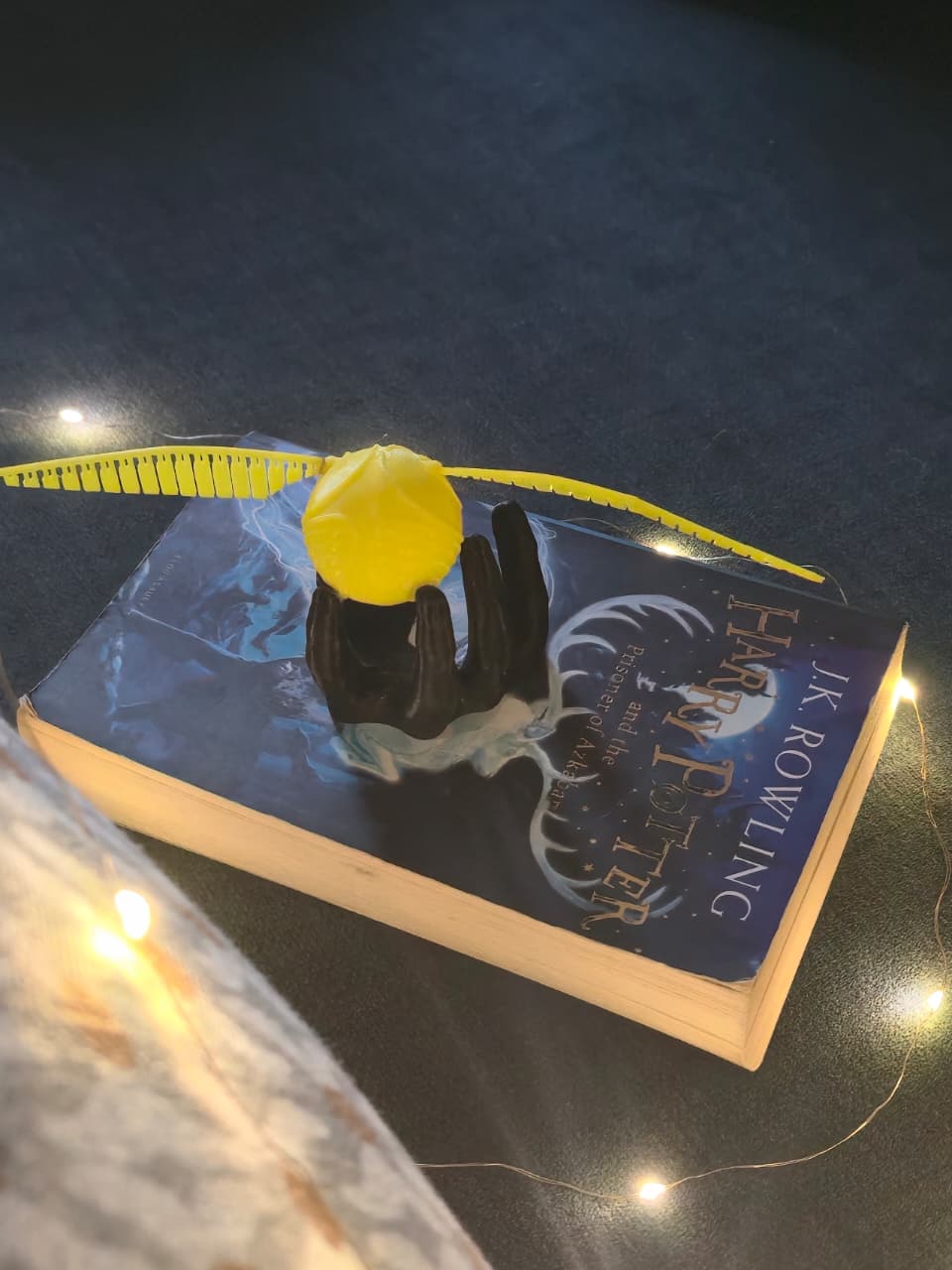 THE WIZARD’S DUO – Elder Wand & Golden Snitch Collectible Combo